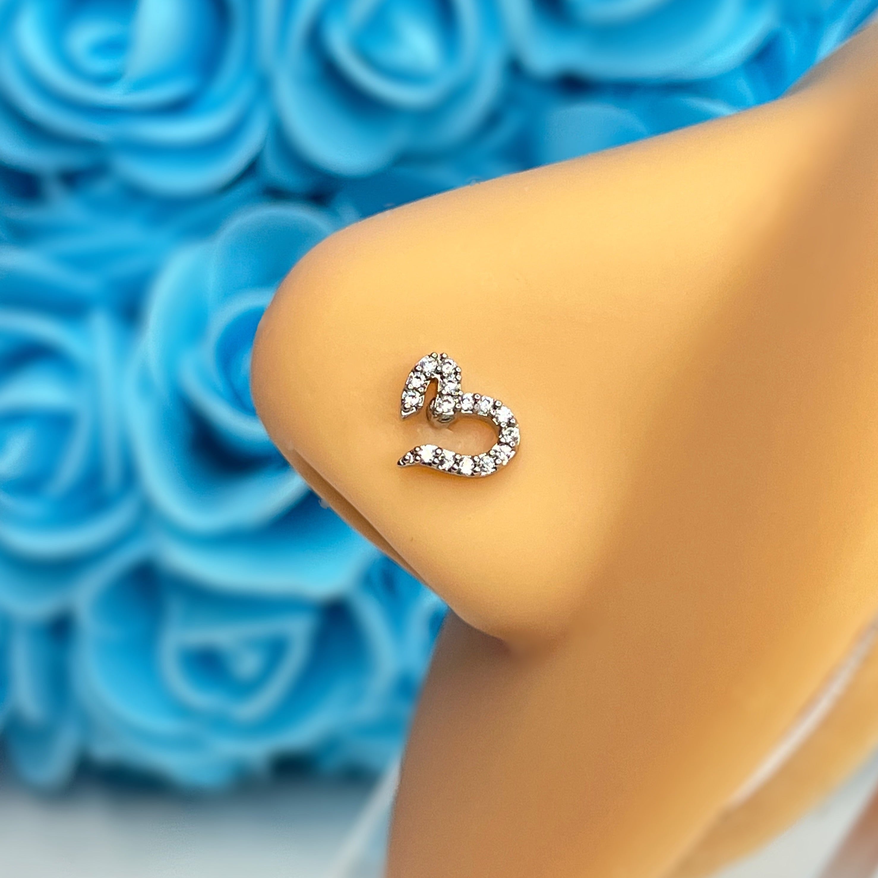 MABEL HEART L BEND NOSE RING