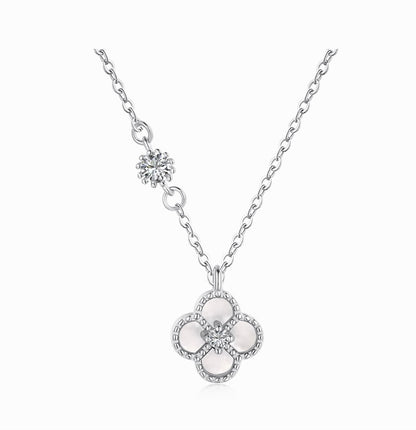 STERLING SILVER KIA CLOVER NECKLACE